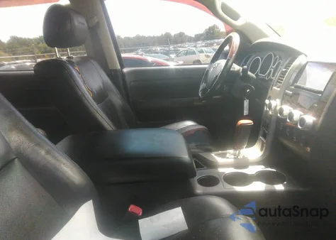 2011 Toyota Tundra Limited 5.7L V8 z USA, uszkodzony, nr VIN 5TFHW5F1XBX165773